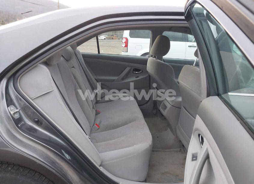 Photo 8 of 2010 Toyota Camry LE (VIN 4T4BF3EK9AR016907)