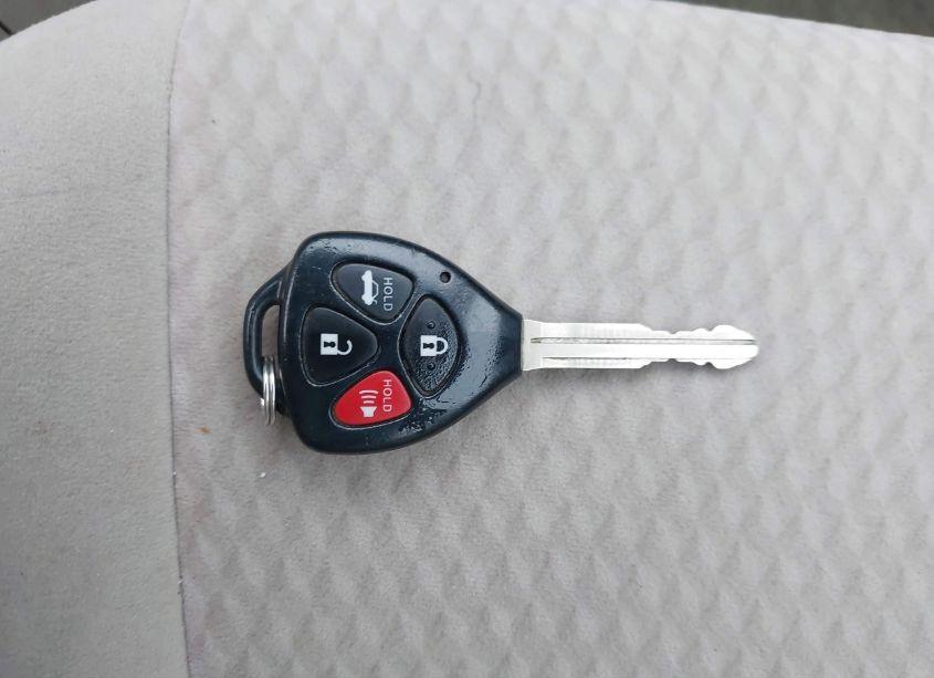 Photo 11 of 2010 Toyota Camry LE (VIN 4T4BF3EK9AR021752)