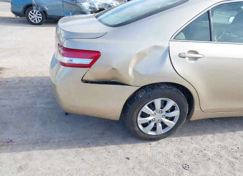 Photo 6 of 2010 Toyota Camry LE (VIN 4T4BF3EK9AR021752)