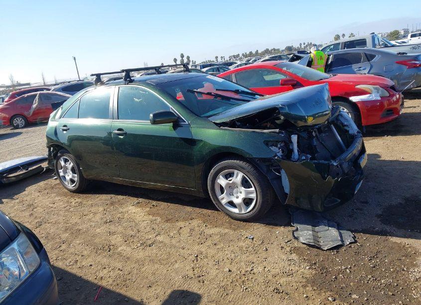 Photo 14 of 2010 Toyota Camry LE (VIN 4T4BF3EK9AR049101)