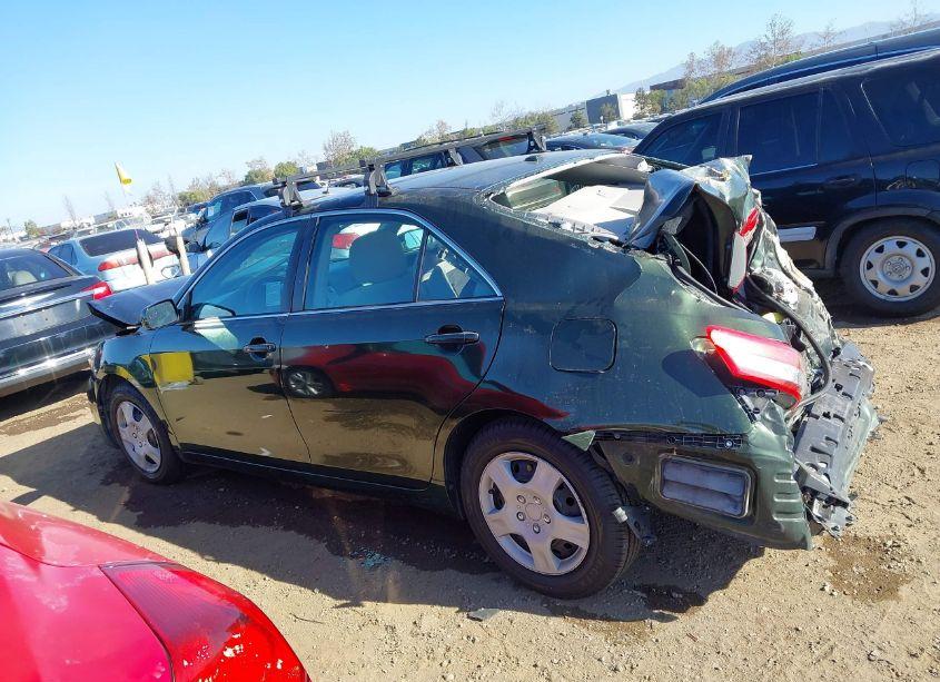 Photo 15 of 2010 Toyota Camry LE (VIN 4T4BF3EK9AR049101)