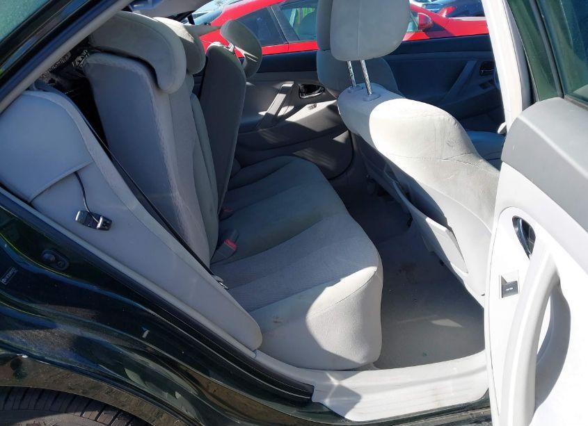 Photo 8 of 2010 Toyota Camry LE (VIN 4T4BF3EK9AR049101)