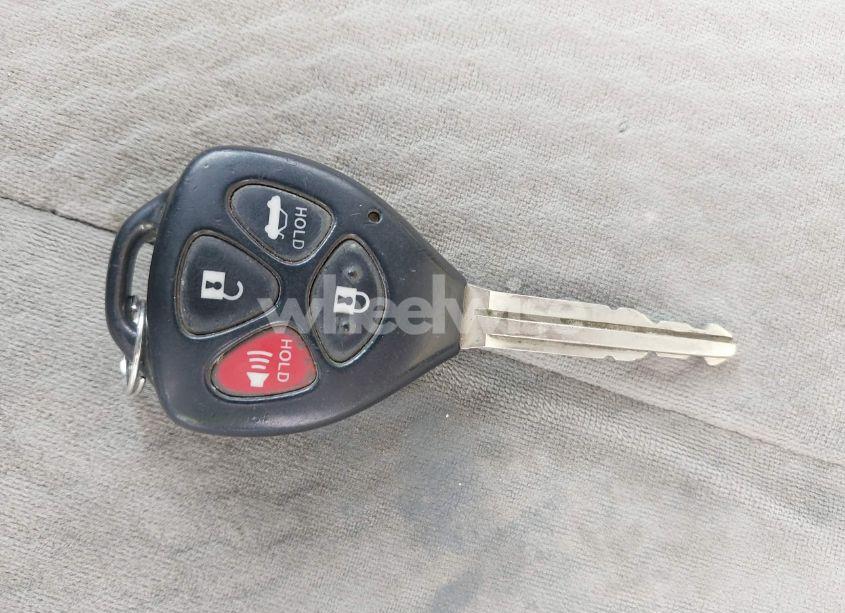 Photo 11 of 2010 Toyota Camry LE (VIN 4T4BF3EK9AR054735)