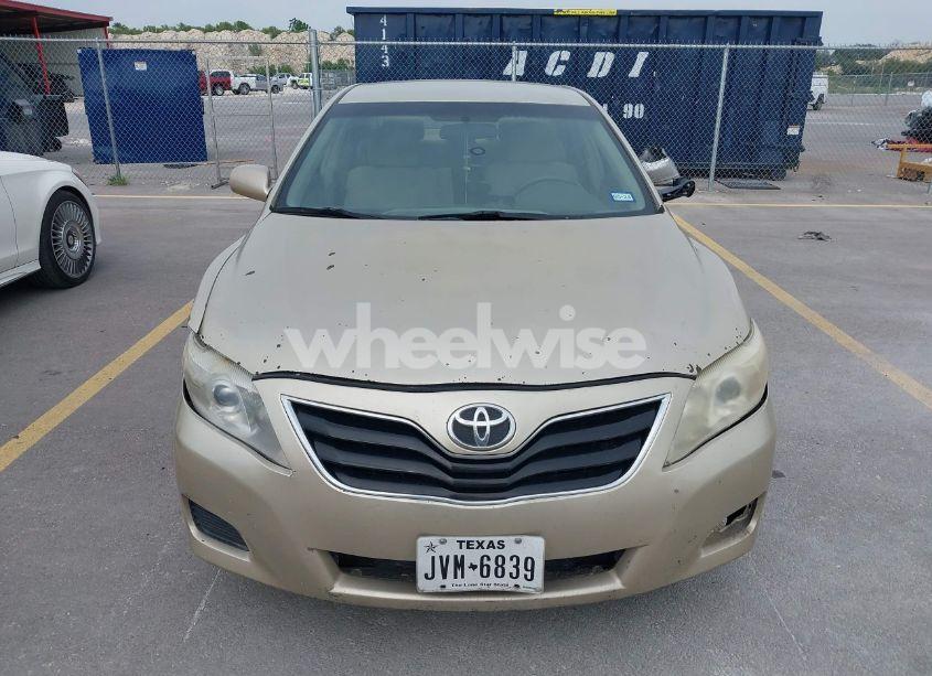 Photo 12 of 2010 Toyota Camry LE (VIN 4T4BF3EK9AR054735)