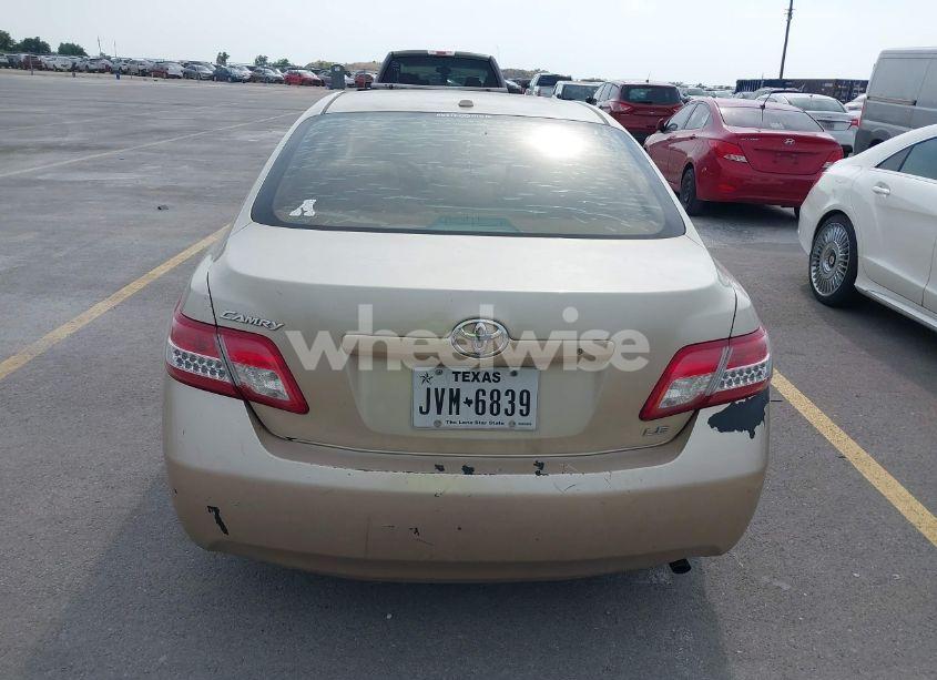 Photo 16 of 2010 Toyota Camry LE (VIN 4T4BF3EK9AR054735)