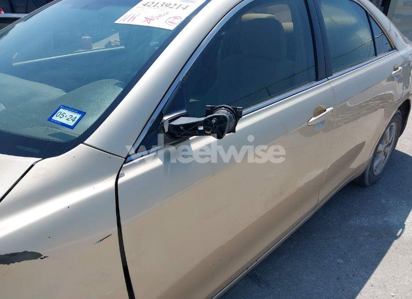 Photo 17 of 2010 Toyota Camry LE (VIN 4T4BF3EK9AR054735)