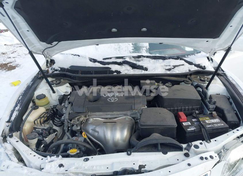 Photo 10 of 2010 Toyota Camry LE (VIN 4T4BF3EK9AR060888)