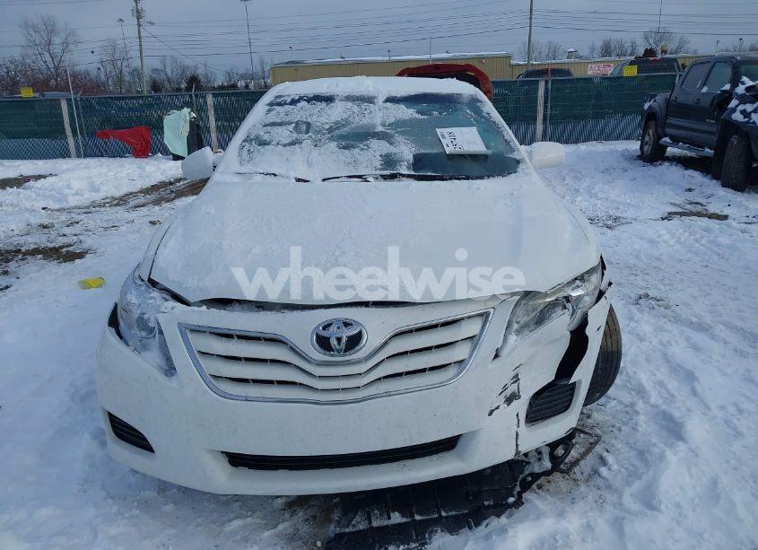 Photo 12 of 2010 Toyota Camry LE (VIN 4T4BF3EK9AR060888)