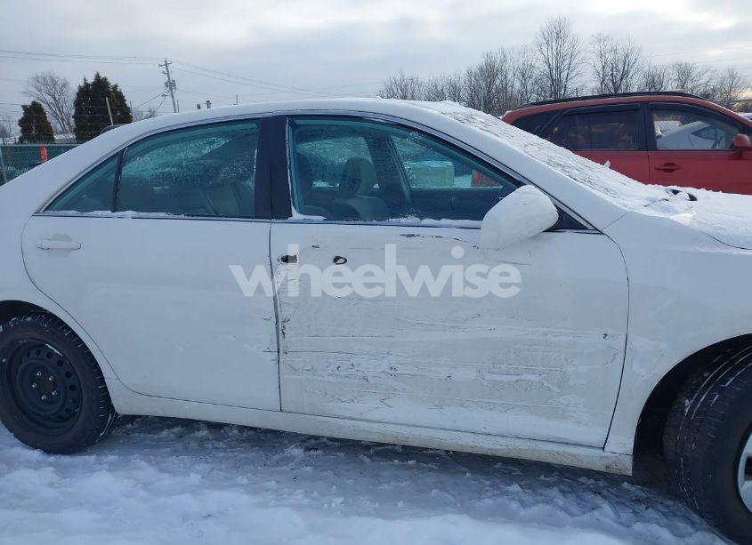 Photo 13 of 2010 Toyota Camry LE (VIN 4T4BF3EK9AR060888)