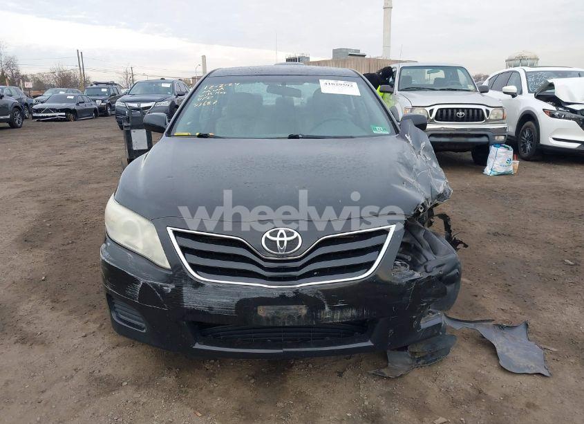 Photo 12 of 2010 Toyota Camry LE (VIN 4T4BF3EK9AR067839)
