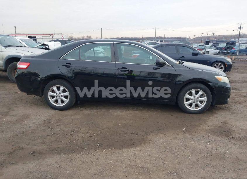 Photo 13 of 2010 Toyota Camry LE (VIN 4T4BF3EK9AR067839)
