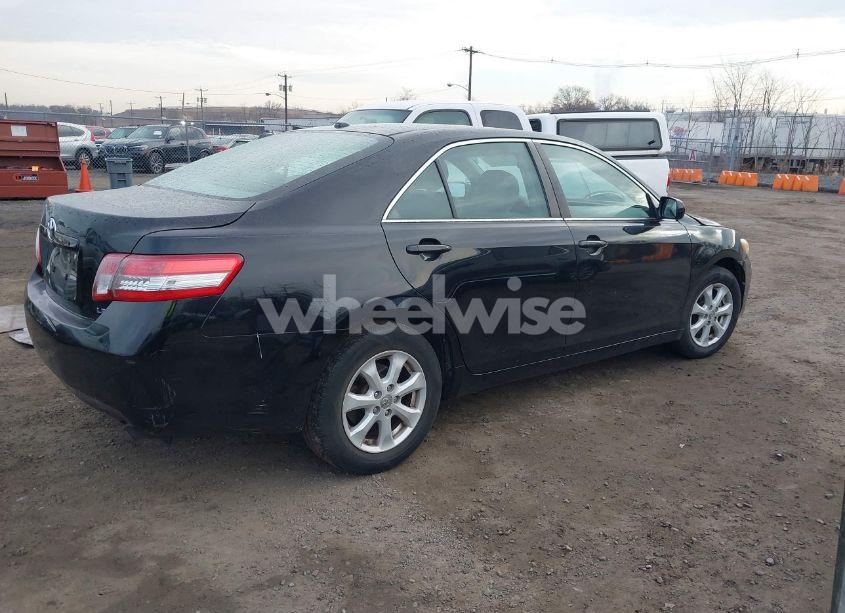 Photo 4 of 2010 Toyota Camry LE (VIN 4T4BF3EK9AR067839)