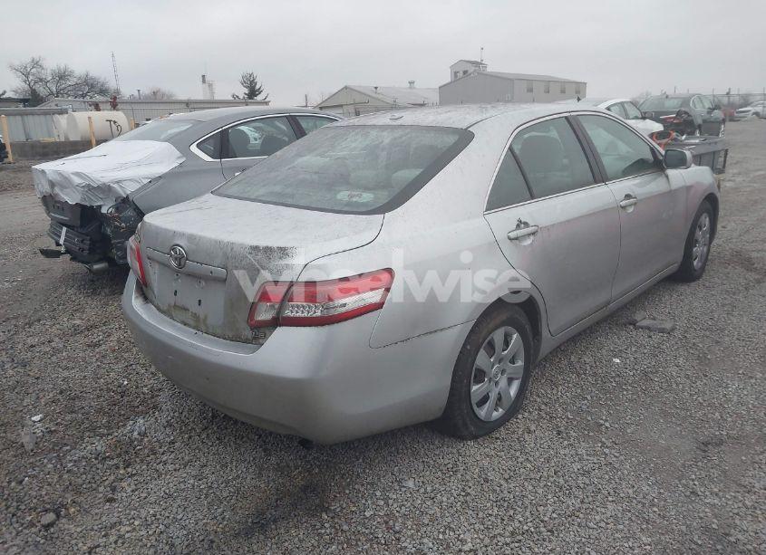 Photo 4 of 2010 Toyota Camry LE (VIN 4T4BF3EK9AR074256)