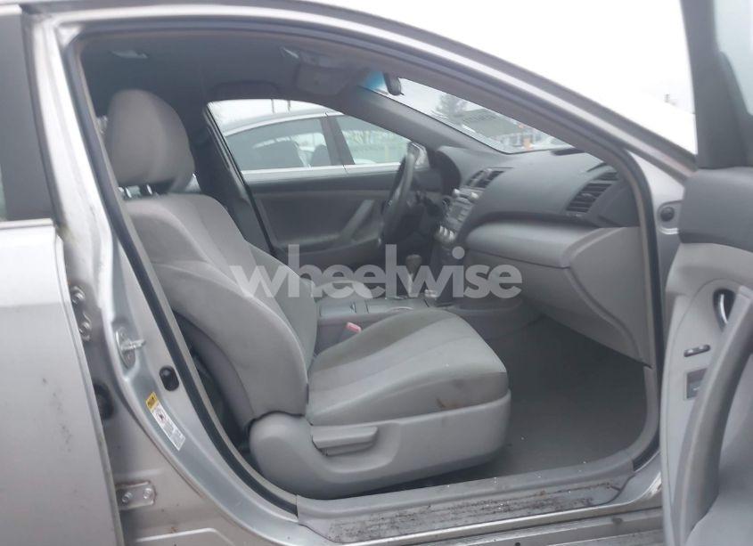 Photo 5 of 2010 Toyota Camry LE (VIN 4T4BF3EK9AR074256)