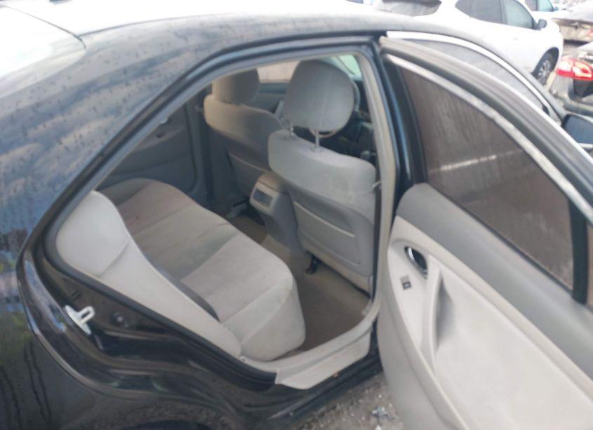 Photo 8 of 2010 Toyota Camry LE (VIN 4T4BF3EK9AR077786)