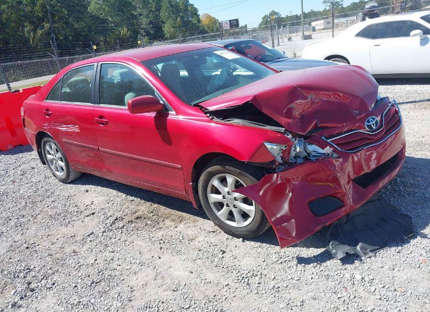 2011 Toyota Camry LE (VIN 4T4BF3EK9BR091334) main photo