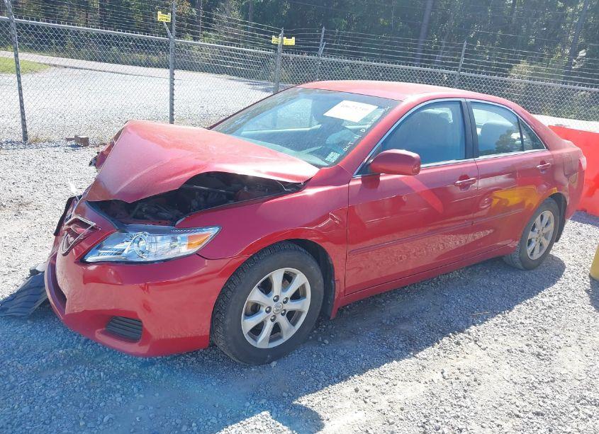 Photo 2 of 2011 Toyota Camry LE (VIN 4T4BF3EK9BR091334)