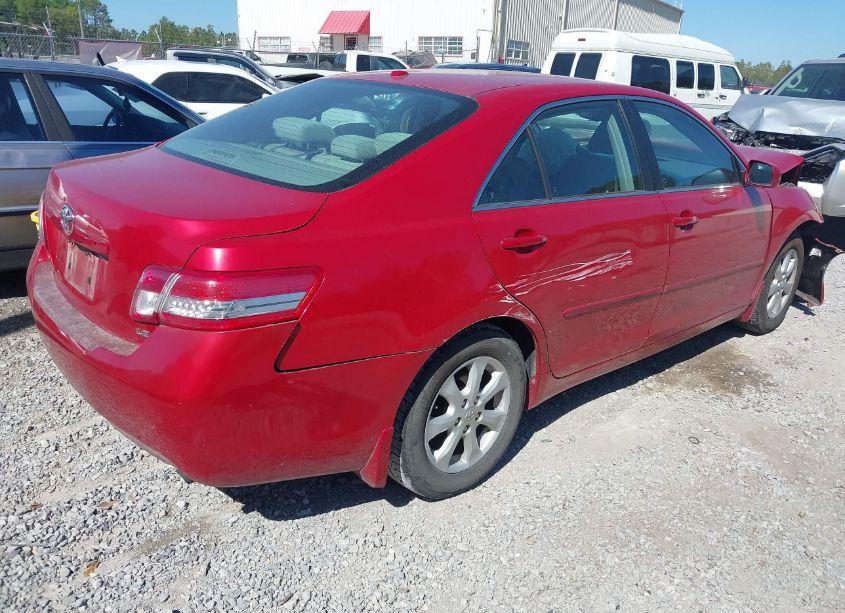 Photo 4 of 2011 Toyota Camry LE (VIN 4T4BF3EK9BR091334)