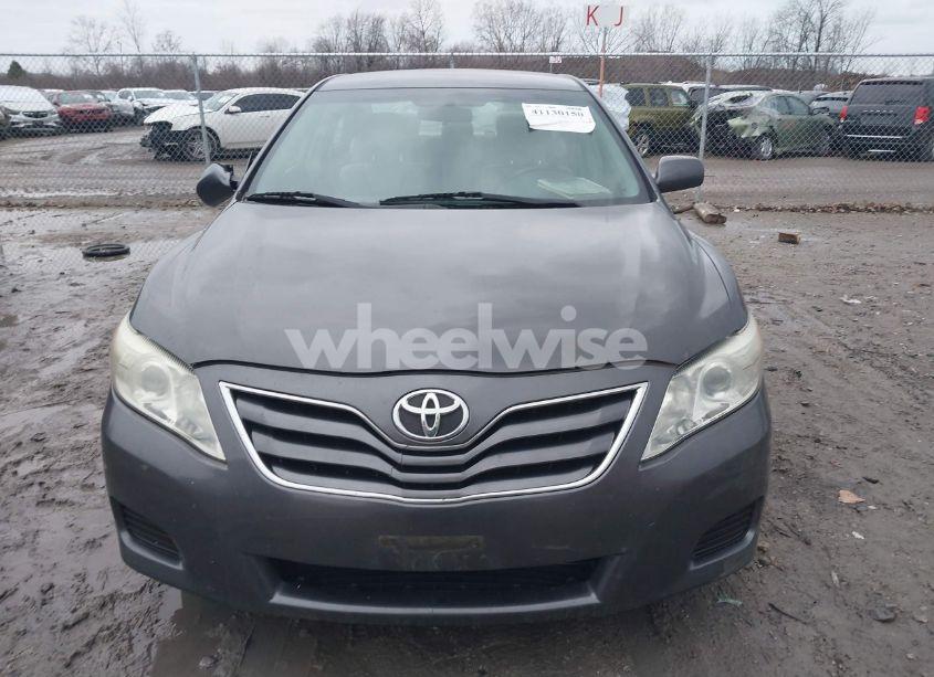 Photo 12 of 2011 Toyota Camry LE (VIN 4T4BF3EK9BR094203)