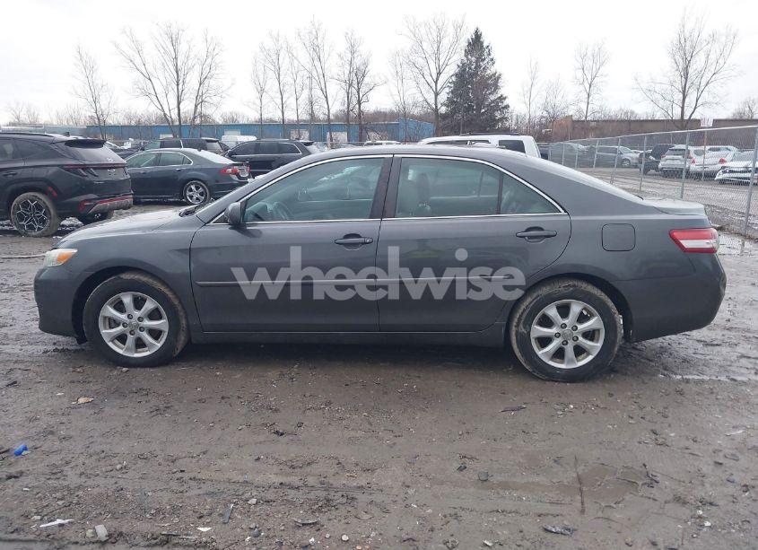 Photo 14 of 2011 Toyota Camry LE (VIN 4T4BF3EK9BR094203)