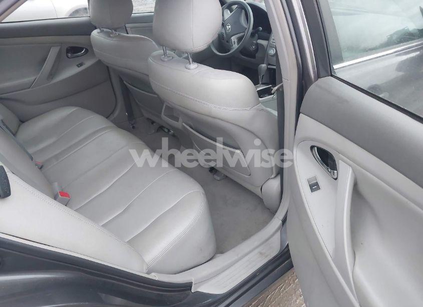 Photo 8 of 2011 Toyota Camry LE (VIN 4T4BF3EK9BR094203)