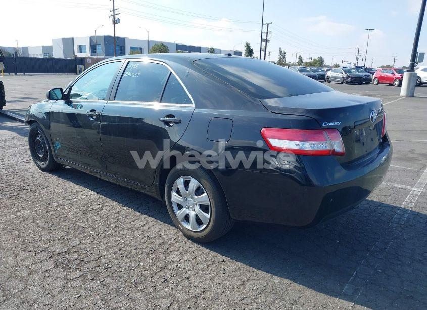 Photo 3 of 2011 Toyota Camry LE (VIN 4T4BF3EK9BR094332)