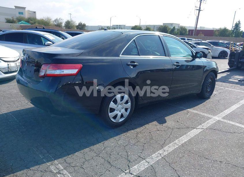 Photo 4 of 2011 Toyota Camry LE (VIN 4T4BF3EK9BR094332)