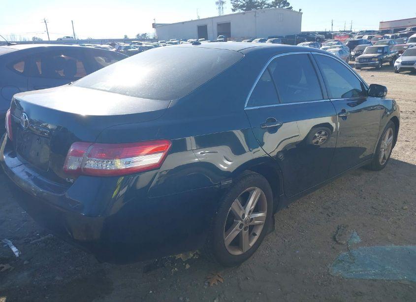 Photo 4 of 2011 Toyota Camry LE (VIN 4T4BF3EK9BR104292)