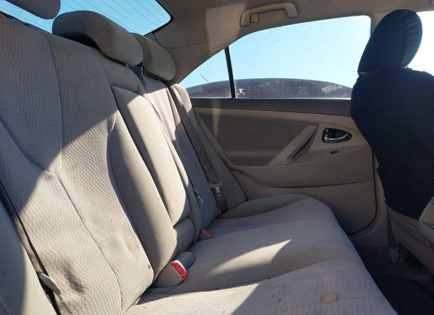 Photo 8 of 2011 Toyota Camry LE (VIN 4T4BF3EK9BR104292)