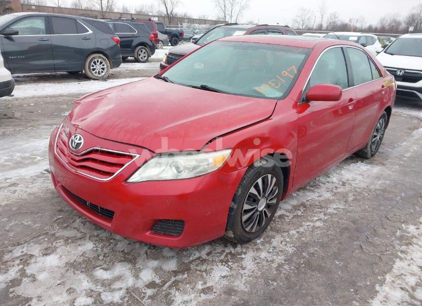 Photo 2 of 2011 Toyota Camry LE (VIN 4T4BF3EK9BR105197)