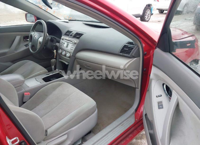 Photo 5 of 2011 Toyota Camry LE (VIN 4T4BF3EK9BR105197)