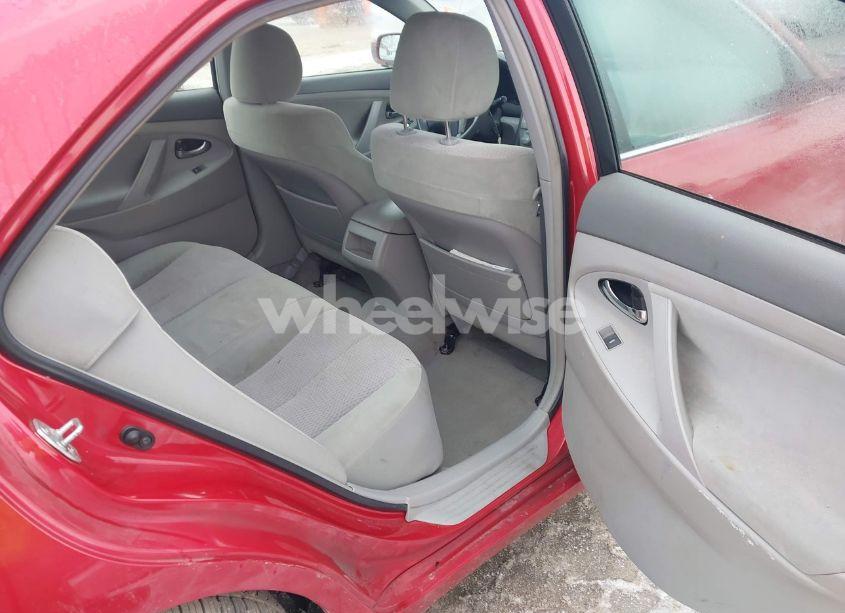 Photo 8 of 2011 Toyota Camry LE (VIN 4T4BF3EK9BR105197)