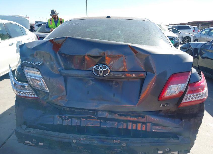 Photo 17 of 2011 Toyota Camry LE (VIN 4T4BF3EK9BR135798)