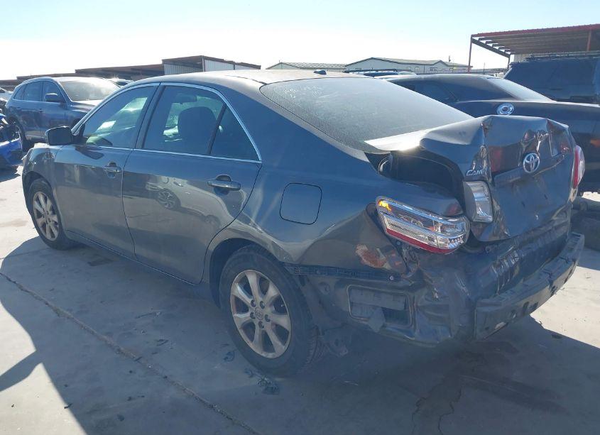 Photo 3 of 2011 Toyota Camry LE (VIN 4T4BF3EK9BR135798)