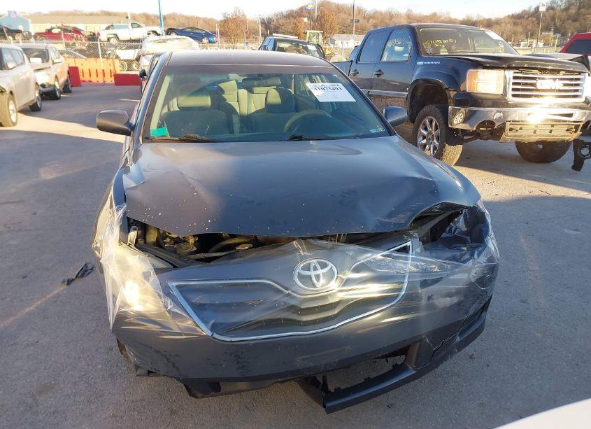 Photo 11 of 2011 Toyota Camry LE (VIN 4T4BF3EK9BR143545)