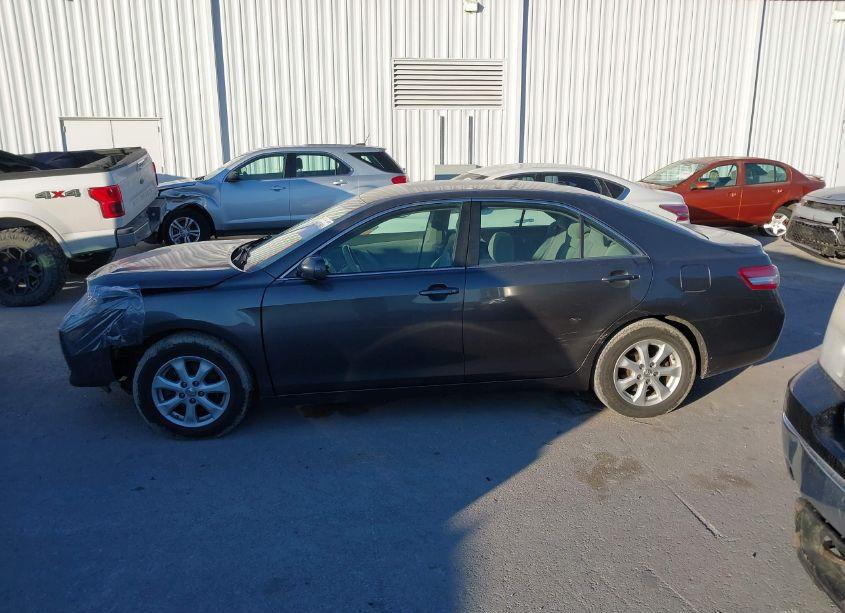 Photo 13 of 2011 Toyota Camry LE (VIN 4T4BF3EK9BR143545)