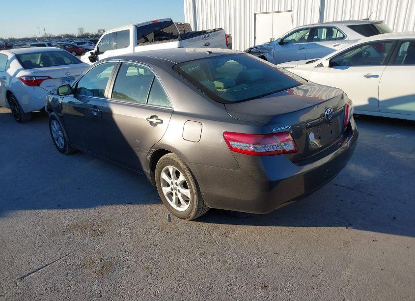 Photo 3 of 2011 Toyota Camry LE (VIN 4T4BF3EK9BR143545)