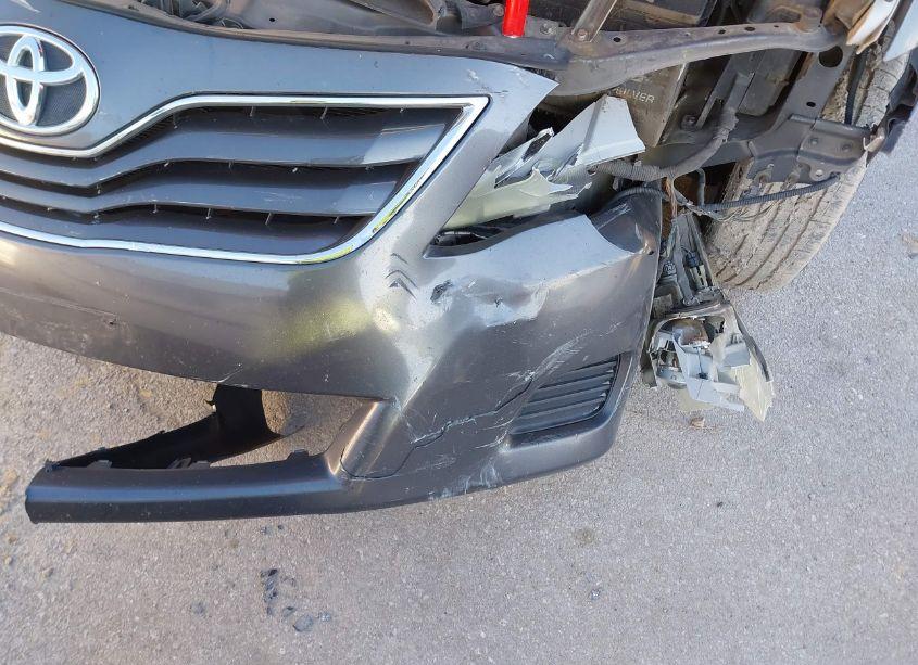 Photo 6 of 2011 Toyota Camry LE (VIN 4T4BF3EK9BR143545)