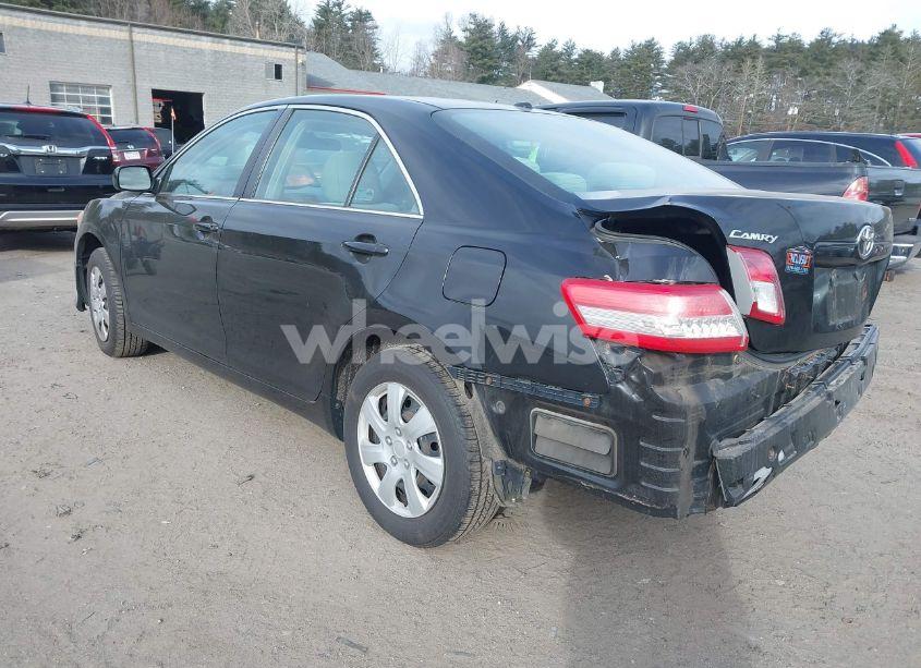Photo 3 of 2011 Toyota Camry (VIN 4T4BF3EK9BR143853)