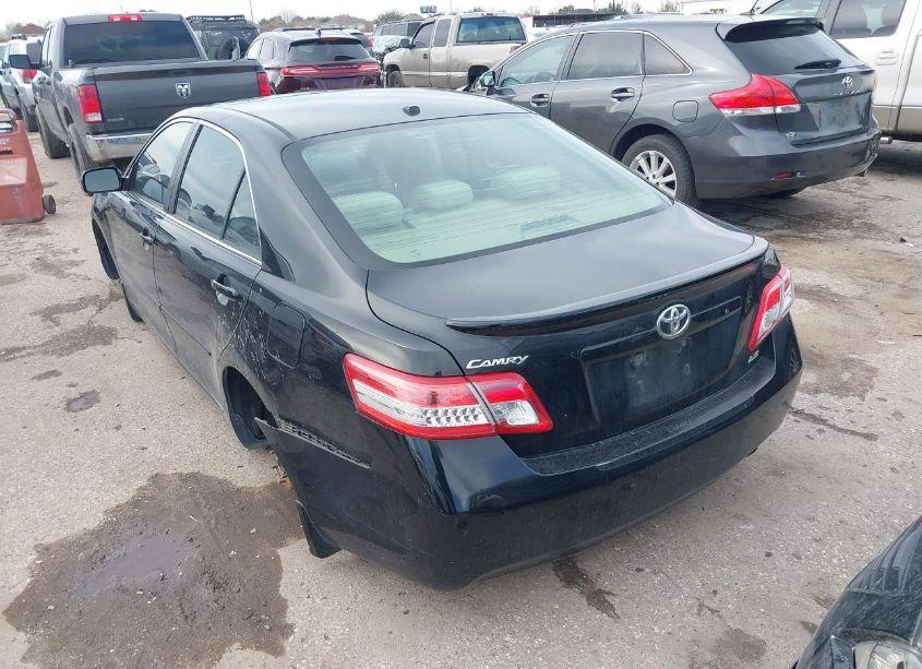 Photo 3 of 2011 Toyota Camry LE (VIN 4T4BF3EK9BR167960)