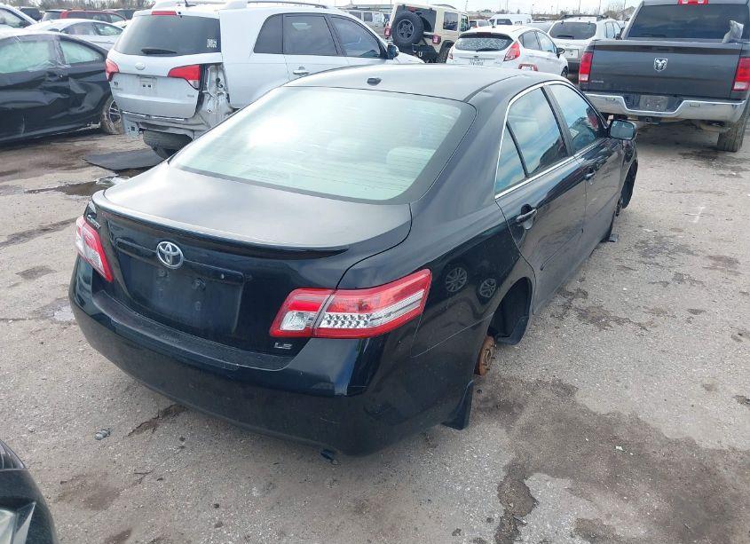 Photo 4 of 2011 Toyota Camry LE (VIN 4T4BF3EK9BR167960)