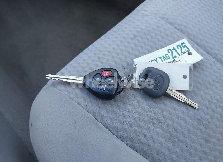 Photo 11 of 2011 Toyota Camry LE (VIN 4T4BF3EK9BR171734)