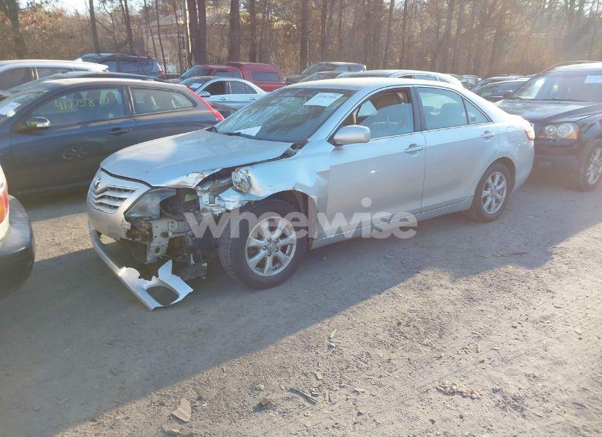 Photo 2 of 2011 Toyota Camry LE (VIN 4T4BF3EK9BR171734)