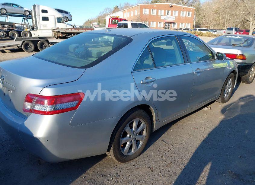 Photo 4 of 2011 Toyota Camry LE (VIN 4T4BF3EK9BR171734)