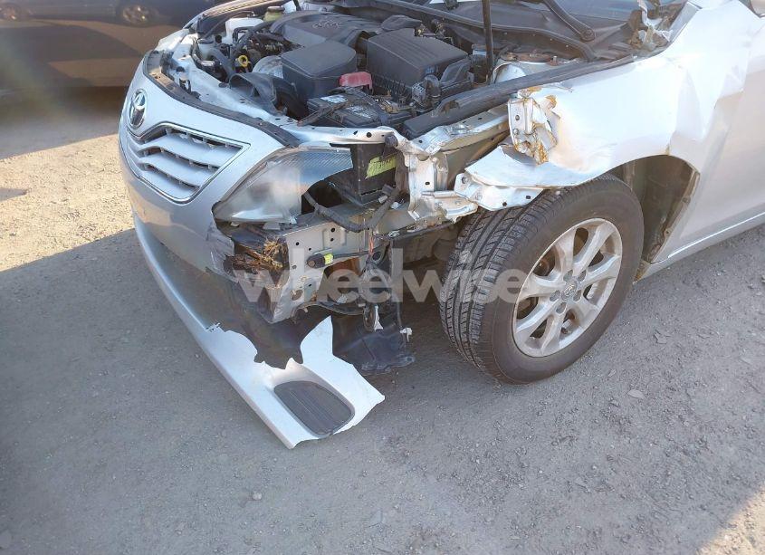 Photo 6 of 2011 Toyota Camry LE (VIN 4T4BF3EK9BR171734)