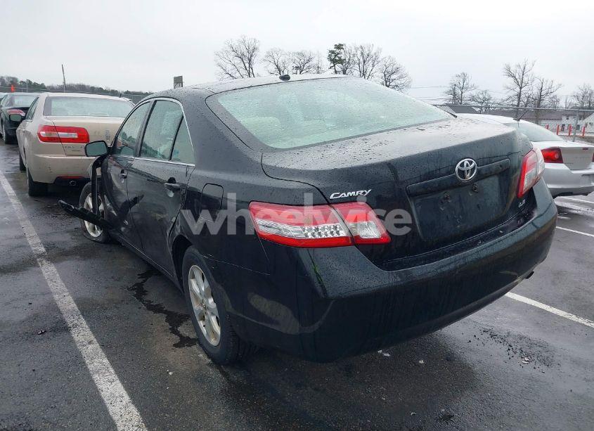 Photo 3 of 2011 Toyota Camry LE (VIN 4T4BF3EK9BR183544)