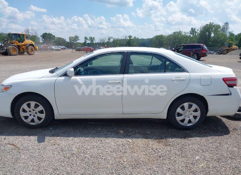 Photo 15 of 2011 Toyota Camry LE (VIN 4T4BF3EK9BR190977)