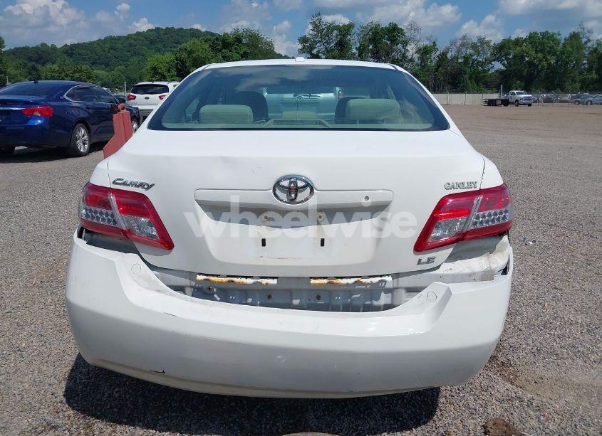 Photo 17 of 2011 Toyota Camry LE (VIN 4T4BF3EK9BR190977)