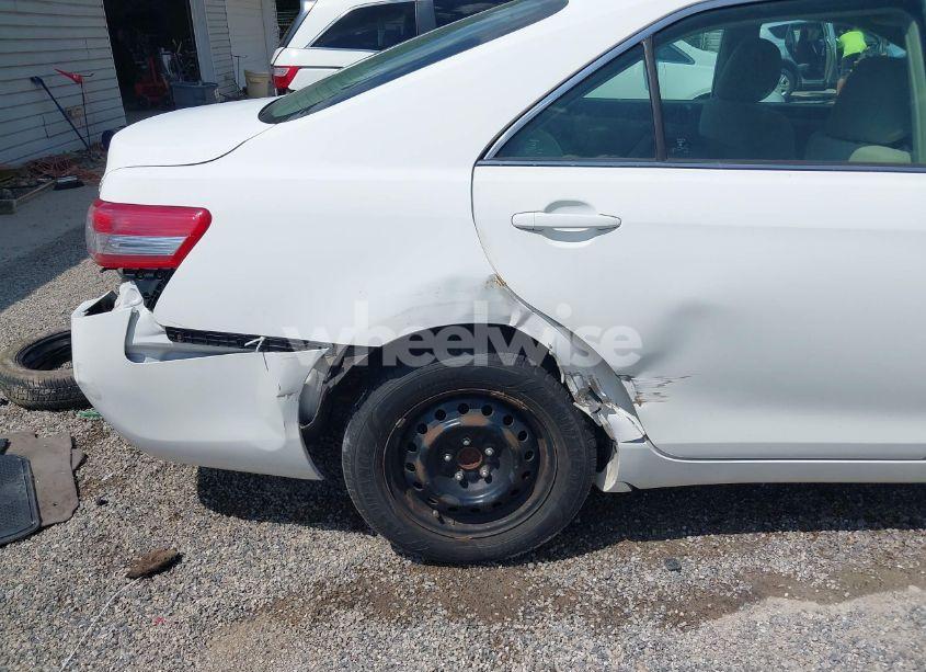 Photo 18 of 2011 Toyota Camry LE (VIN 4T4BF3EK9BR190977)