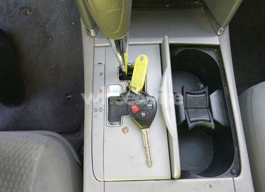 Photo 11 of 2011 Toyota Camry LE (VIN 4T4BF3EK9BR191773)